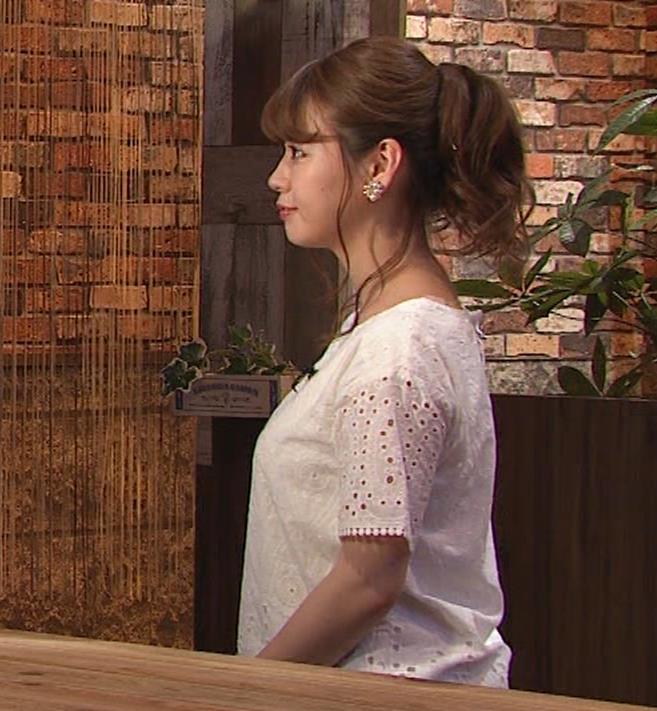 井口綾子　グラビアで話題の巨乳ちゃんがTVに出てたよ。[横乳]キャプ・エロ画像５