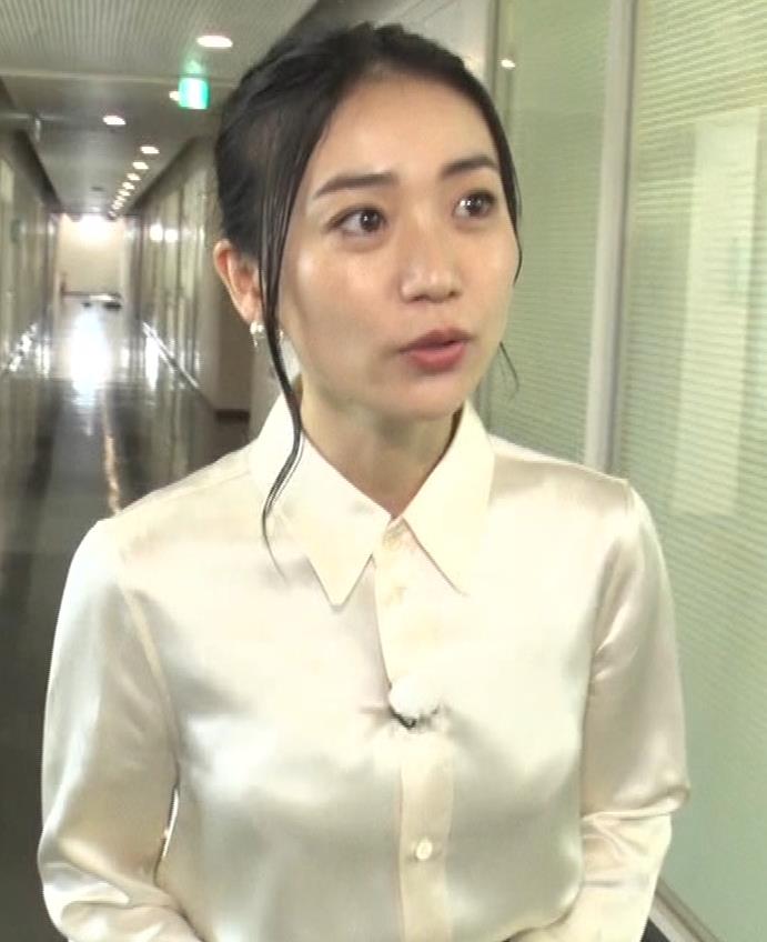 大島優子　BS番組での横乳キャプ・エロ画像１０