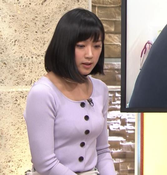 竹内由恵アナ　薄着でのふっくらおっぱいキャプ・エロ画像１０