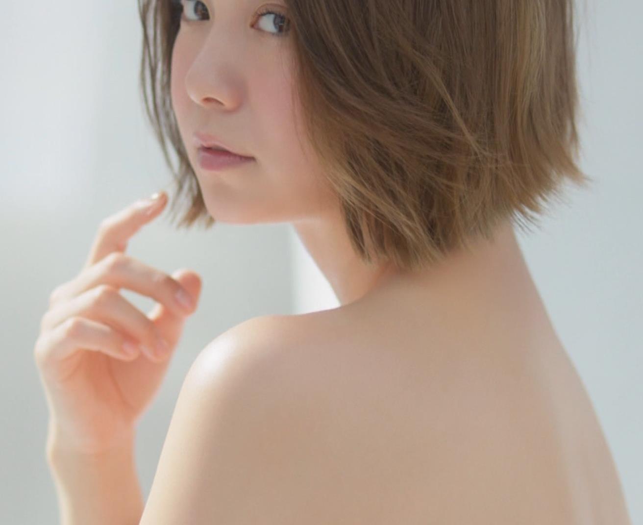 田中美保　裸のCMキャプ・エロ画像